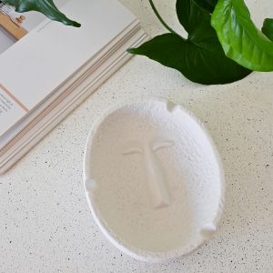 Cenicero rostro